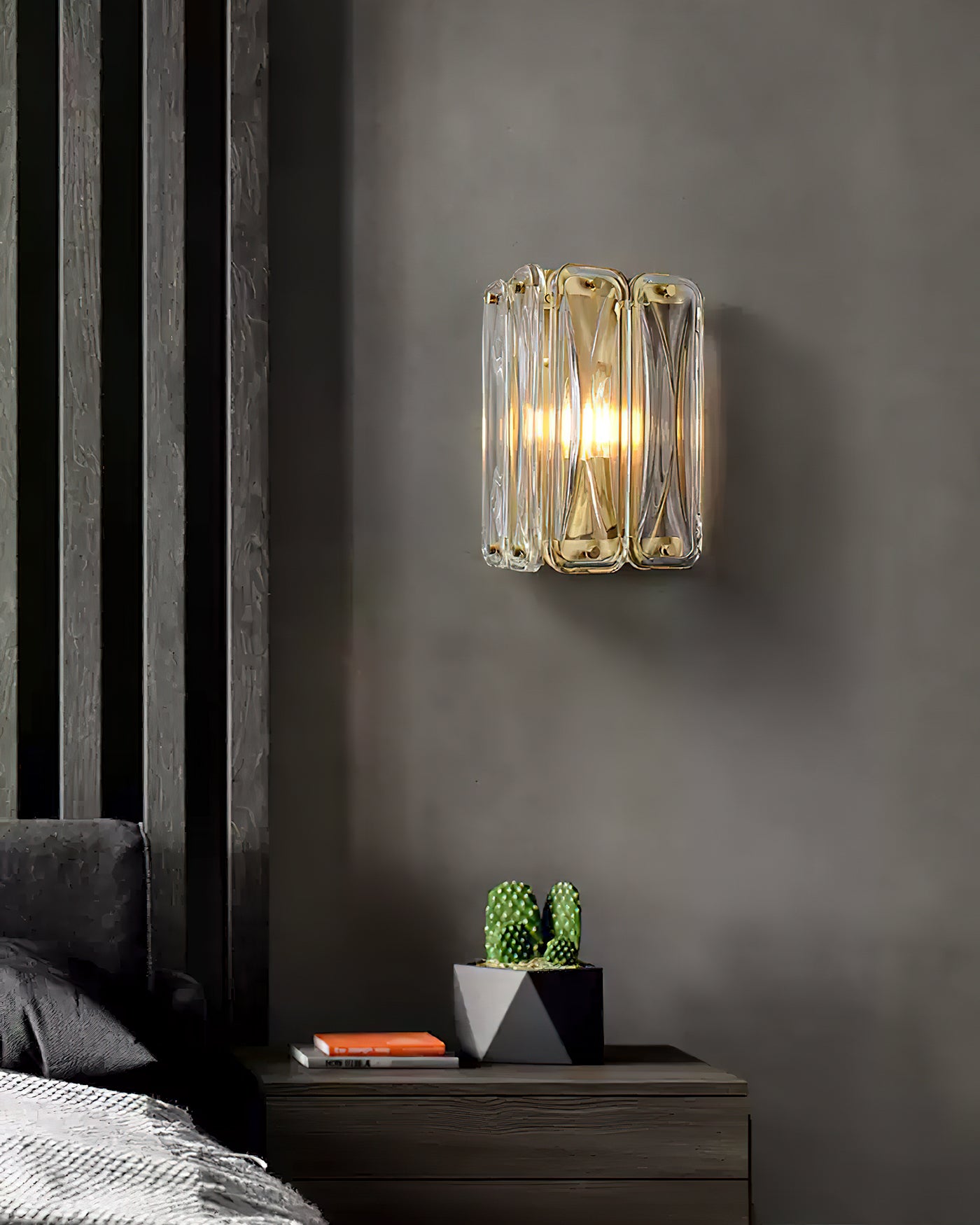 Amaris Wall Light